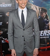2012-04-11-The-Avengers-Los-Angeles-Premiere-040.jpg
