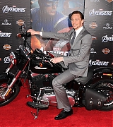 2012-04-11-The-Avengers-Los-Angeles-Premiere-122.jpg