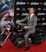 2012-04-11-The-Avengers-Los-Angeles-Premiere-164.jpg