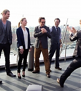 2012-04-17-The-Avengers-Moscow-Photocall-034.jpg