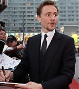 2012-04-17-The-Avengers-Moscow-Premiere-053.jpg