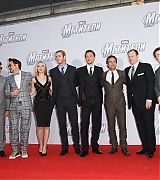2012-04-17-The-Avengers-Moscow-Premiere-080.jpg