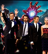 2012-04-19-The-Avengers-UK-Premiere-039.jpg