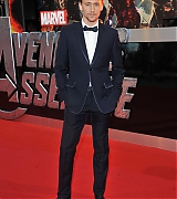 2012-04-19-The-Avengers-UK-Premiere-042.jpg