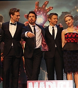 2012-04-19-The-Avengers-UK-Premiere-061.jpg