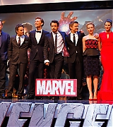 2012-04-19-The-Avengers-UK-Premiere-064.jpg