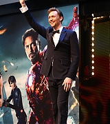 2012-04-19-The-Avengers-UK-Premiere-078.jpg