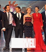 2012-04-19-The-Avengers-UK-Premiere-114.jpg