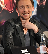 2012-04-19-The-Avengers-UK-Press-Conference-018.jpg