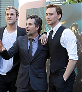 2012-04-21-The-Avengers-Rome-Photocall-042.jpg
