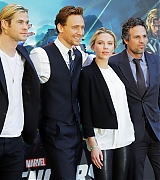 2012-04-21-The-Avengers-Rome-Photocall-051.jpg
