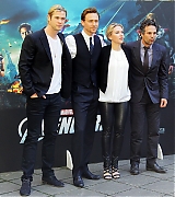 2012-04-21-The-Avengers-Rome-Photocall-056.jpg