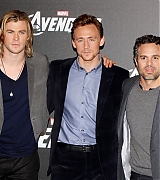 2012-04-23-The-Avengers-Berlin-Photocall-056.jpg