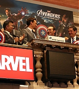 2012-05-01-Celebration-of-The-Avengers-At-the-NY-Stock-Exchange-032.jpg
