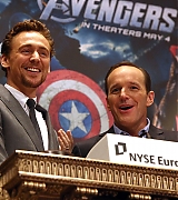 2012-05-01-Celebration-of-The-Avengers-At-the-NY-Stock-Exchange-036.jpg