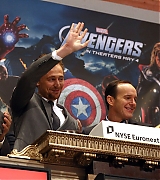 2012-05-01-Celebration-of-The-Avengers-At-the-NY-Stock-Exchange-037.jpg