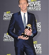 2013-04-14-MTV-Movie-Awards-Press-012.jpg