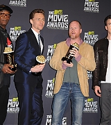 2013-04-14-MTV-Movie-Awards-Press-019.jpg