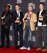 2013-04-14-MTV-Movie-Awards-Press-023.jpg