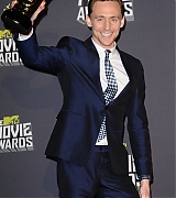 2013-04-14-MTV-Movie-Awards-Press-032.jpg