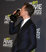 2013-04-14-MTV-Movie-Awards-Press-035.jpg