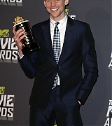 2013-04-14-MTV-Movie-Awards-Press-037.jpg