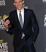 2013-04-14-MTV-Movie-Awards-Press-038.jpg