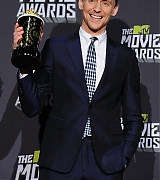 2013-04-14-MTV-Movie-Awards-Press-044.jpg