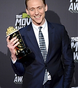 2013-04-14-MTV-Movie-Awards-Press-051.jpg