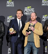 2013-04-14-MTV-Movie-Awards-Press-068.jpg