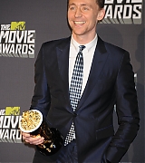 2013-04-14-MTV-Movie-Awards-Press-102.jpg