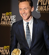 2013-04-14-MTV-Movie-Awards-Press-103.jpg