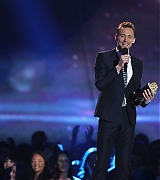 2013-04-14-MTV-Movie-Awards-Stage-008.jpg
