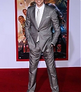 2013-04-24-Iron-Man-3-Los-Angeles-Premiere-002.jpg