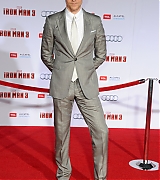 2013-04-24-Iron-Man-3-Los-Angeles-Premiere-057.jpg