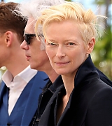 2013-04-25-Cannes-Film-Festival-Only-Lovers-Left-Alive-Photocall-002.jpg