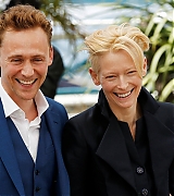 2013-04-25-Cannes-Film-Festival-Only-Lovers-Left-Alive-Photocall-031.jpg