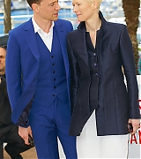 2013-04-25-Cannes-Film-Festival-Only-Lovers-Left-Alive-Photocall-040.jpg