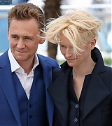 2013-04-25-Cannes-Film-Festival-Only-Lovers-Left-Alive-Photocall-042.jpg