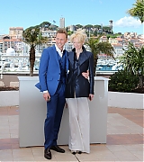 2013-04-25-Cannes-Film-Festival-Only-Lovers-Left-Alive-Photocall-092.jpg