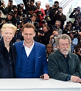 2013-04-25-Cannes-Film-Festival-Only-Lovers-Left-Alive-Photocall-160.jpg