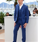 2013-04-25-Cannes-Film-Festival-Only-Lovers-Left-Alive-Photocall-174.jpg