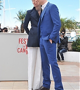 2013-04-25-Cannes-Film-Festival-Only-Lovers-Left-Alive-Photocall-208.jpg