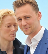 2013-04-25-Cannes-Film-Festival-Only-Lovers-Left-Alive-Photocall-209.jpg