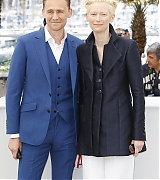 2013-04-25-Cannes-Film-Festival-Only-Lovers-Left-Alive-Photocall-271.jpg
