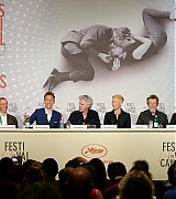 2013-04-25-Cannes-Film-Festival-Only-Lovers-Left-Alive-Press-Conference-007.jpg