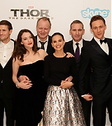 2013-10-22-Thor-The-Dark-World-UK-Premiere-271.jpg