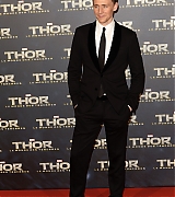 2013-10-23-Thor-The-Dark-World-Paris-Premiere-052.jpg