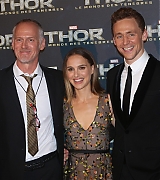2013-10-23-Thor-The-Dark-World-Paris-Premiere-070.jpg