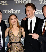 2013-10-23-Thor-The-Dark-World-Paris-Premiere-129.jpg